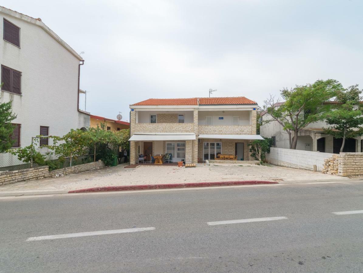 ויר Apartments Domi מראה חיצוני תמונה